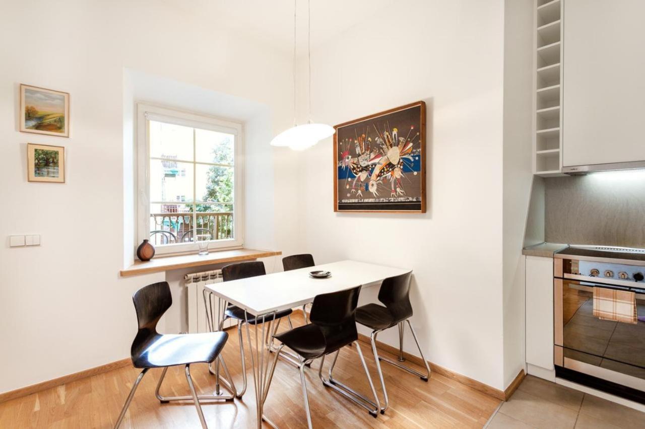 Saint John 2 Bedroom Cottage By Reside Baltic Vilnius Bagian luar foto