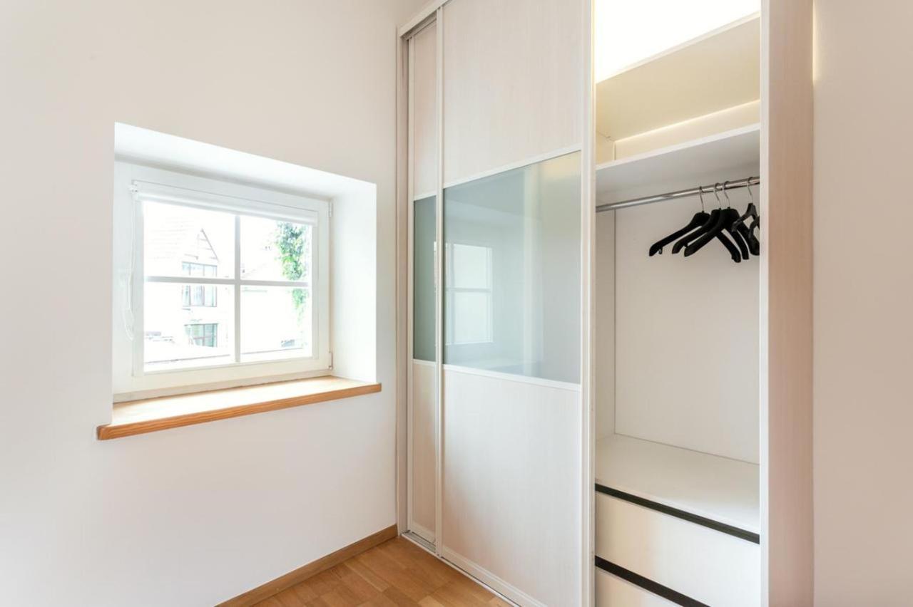 Saint John 2 Bedroom Cottage By Reside Baltic Vilnius Bagian luar foto